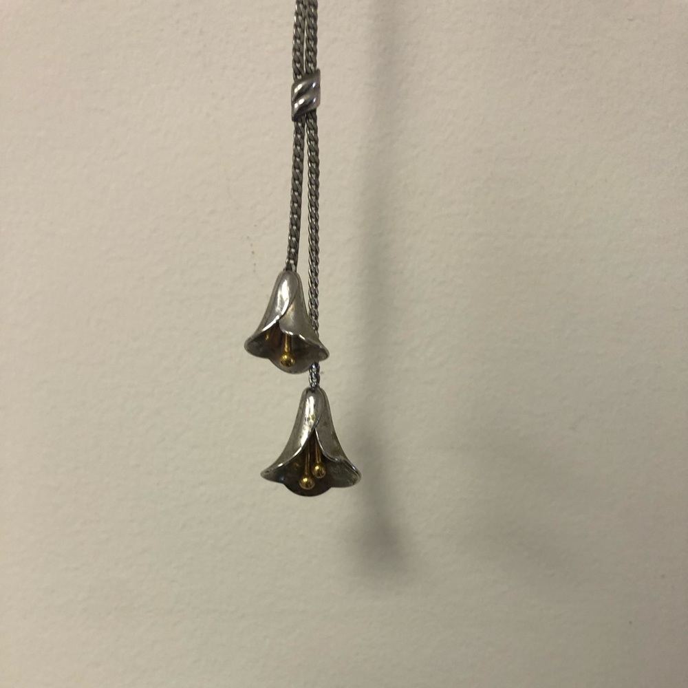 Avon Flower Silver Necklace